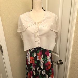 VINTAGE White Lace Blouse Crop Top